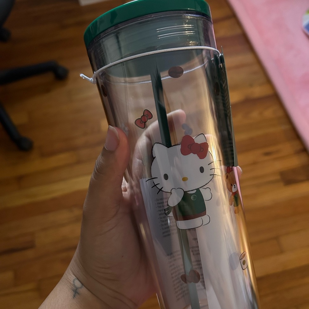 Hello Kitty Starbucks Tumbler